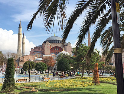 Antalya – Konya. Noite em Konya.