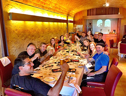 Ankunft in Barcelona – Sicherheitseinweisung - Welcome-Dinner