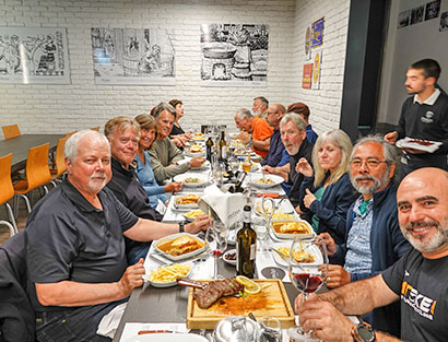 Ankunft in Lissabon, Sicherheitseinweisung und gemeinsames Abendessen zum Kennenlernen