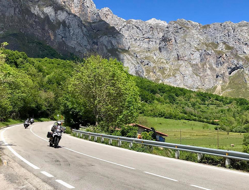 Santillana del Mar – Picos de Europa